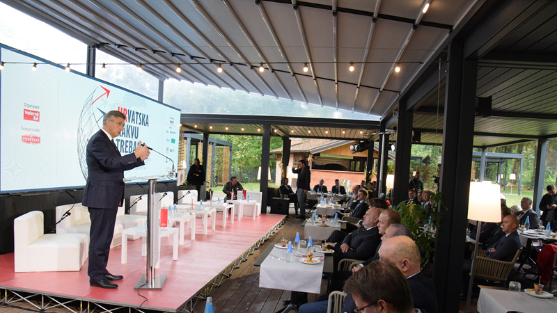 Hrvatska se brzo vratila na put gospodarskog oporavka, s optimizmom gledamo na rast BDP-a u 2021. godini